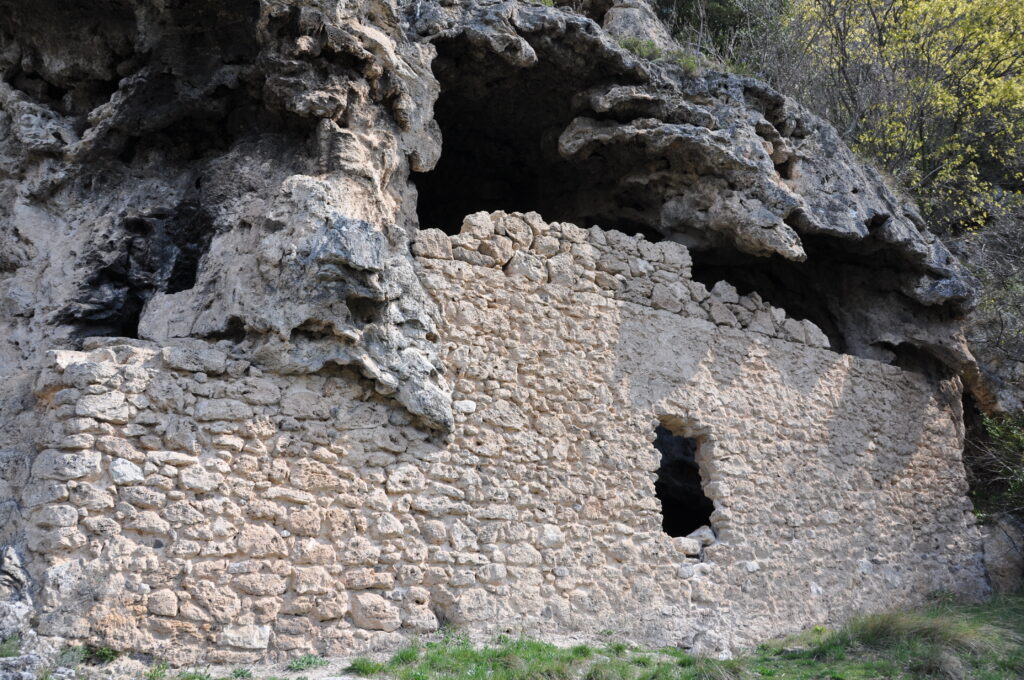 Grottes Saint Maurin